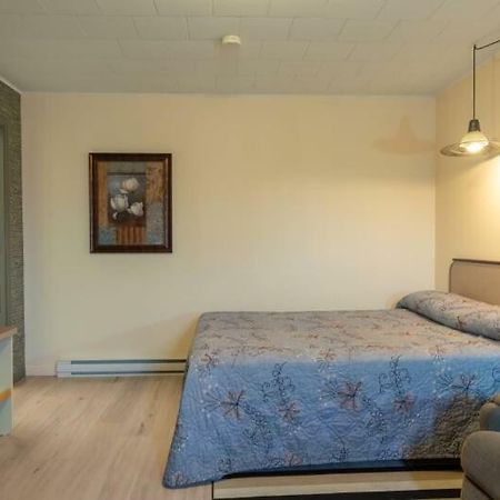 Motel Claude Degelis Dış mekan fotoğraf