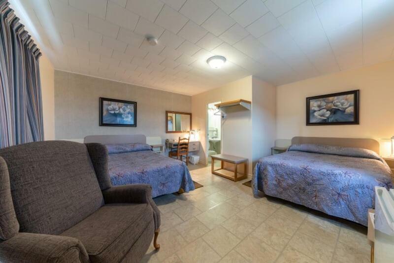 Motel Claude Degelis Dış mekan fotoğraf